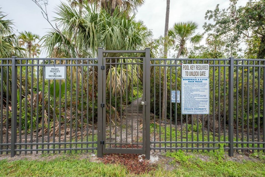 Activo con contrato: $250,000 (2 camas, 2 baños, 1288 Pies cuadrados)