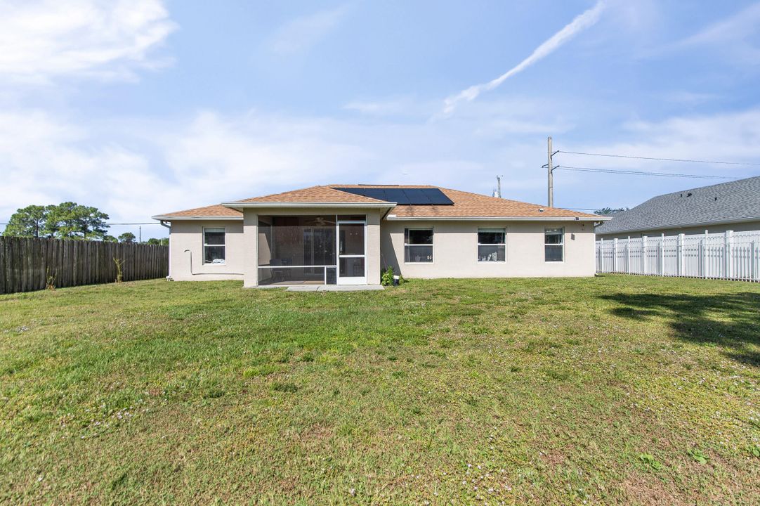For Sale: $439,900 (3 beds, 2 baths, 2020 Square Feet)