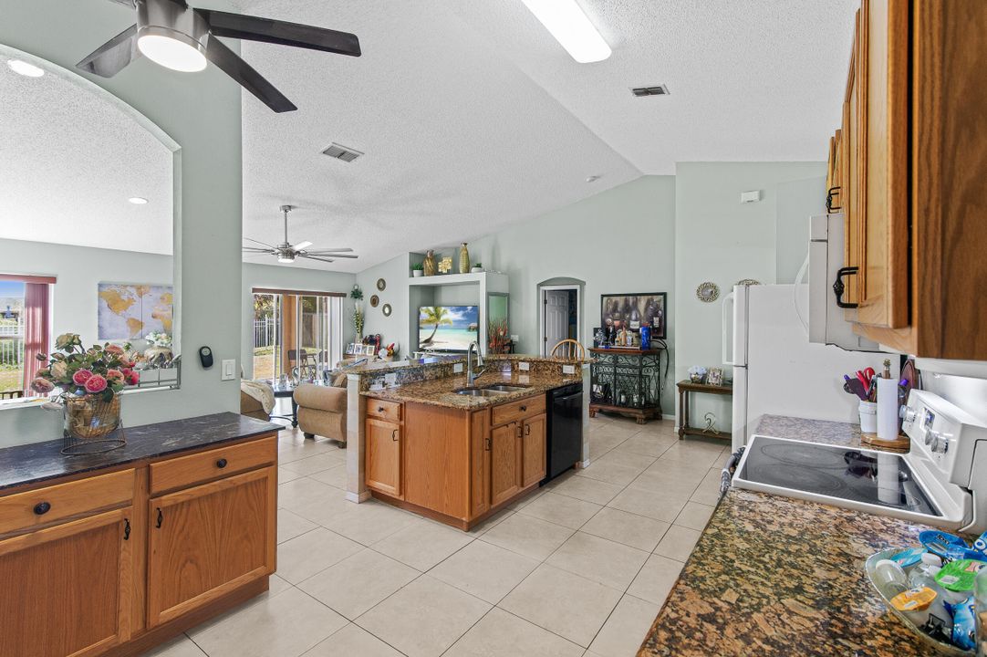 For Sale: $439,900 (3 beds, 2 baths, 2020 Square Feet)