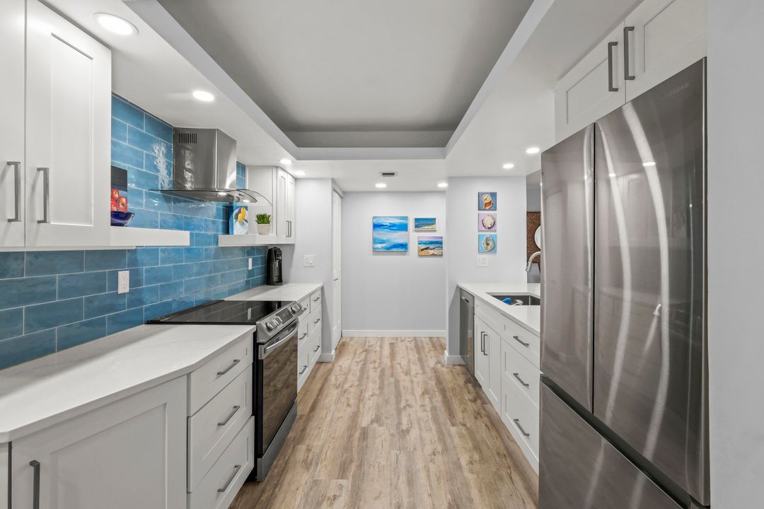 Active With Contract: $2,900 (2 beds, 2 baths, 1175 Square Feet)