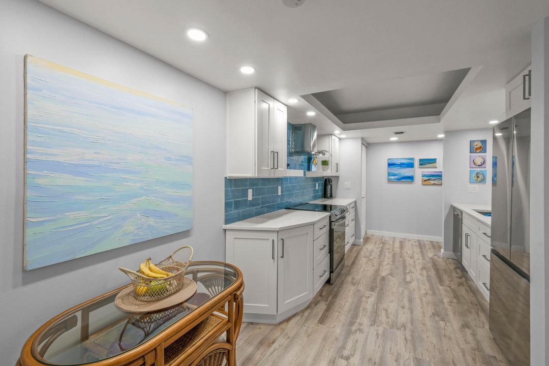 Active With Contract: $2,900 (2 beds, 2 baths, 1175 Square Feet)