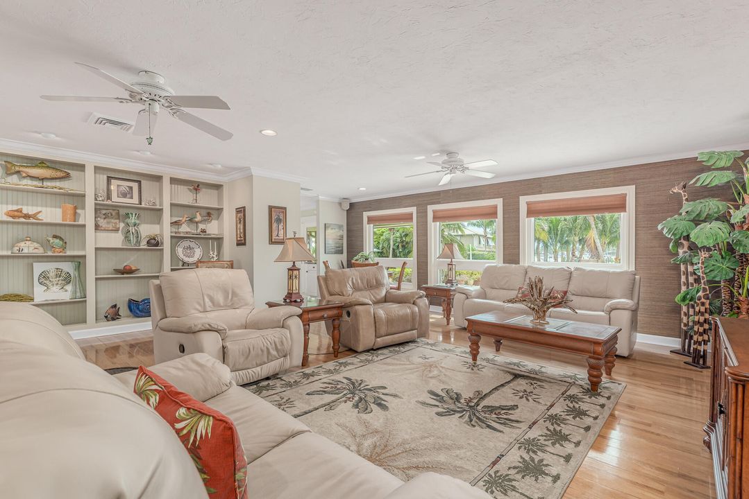 待售: $2,360,000 (3 贝兹, 3 浴室, 3474 平方英尺)