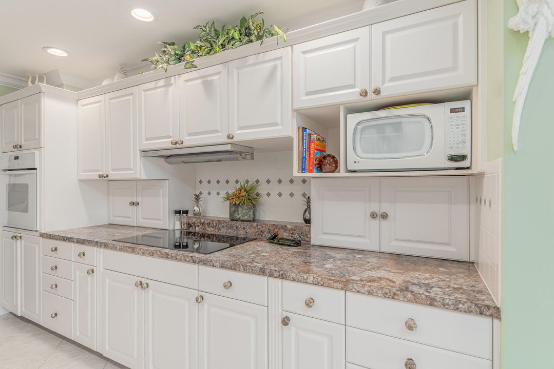 待售: $2,360,000 (3 贝兹, 3 浴室, 3474 平方英尺)