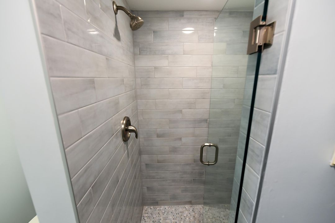 Active With Contract: $375,000 (2 beds, 2 baths, 1053 Square Feet)