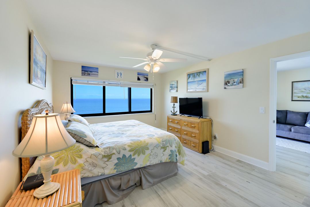 Active With Contract: $375,000 (2 beds, 2 baths, 1053 Square Feet)