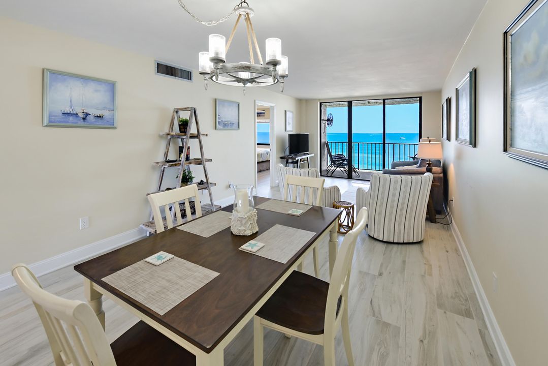 Active With Contract: $375,000 (2 beds, 2 baths, 1053 Square Feet)