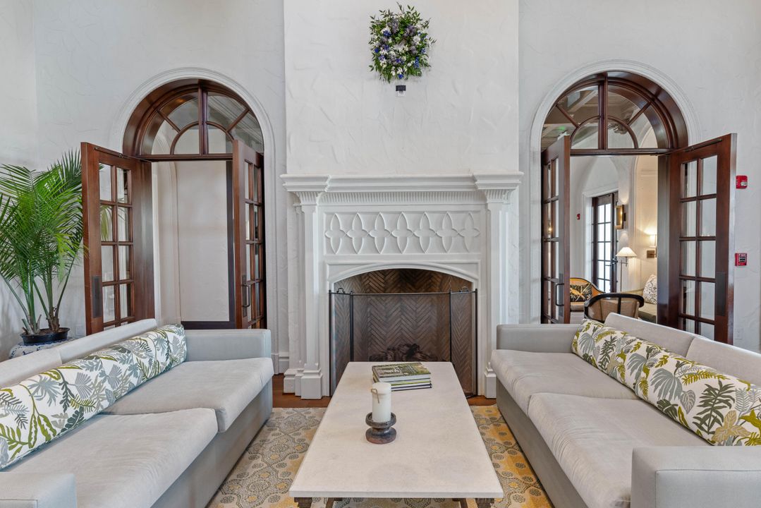 На продажу: $13,795,000 (5 спален, 7 ванн, 8254 Квадратных фут)