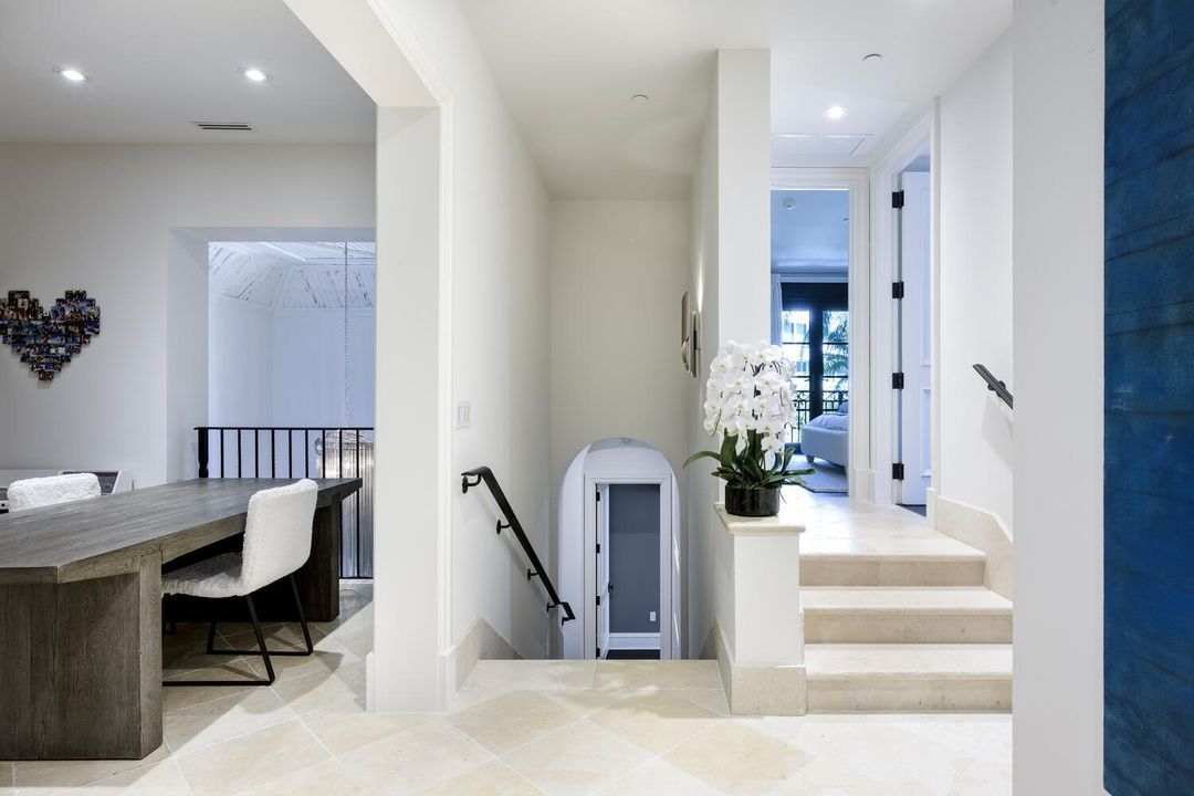 For Sale: $13,850,000 (4 beds, 5 baths, 4530 Square Feet)