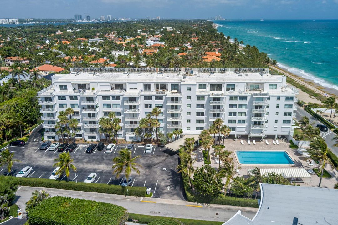 For Sale: $1,299,000 (1 beds, 1 baths, 972 Square Feet)