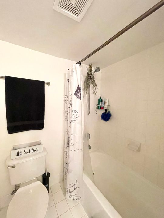 En Venta: $299,000 (3 camas, 2 baños, 1276 Pies cuadrados)