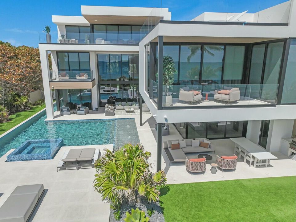 На продажу: $45,000,000 (6 спален, 6 ванн, 12912 Квадратных фут)