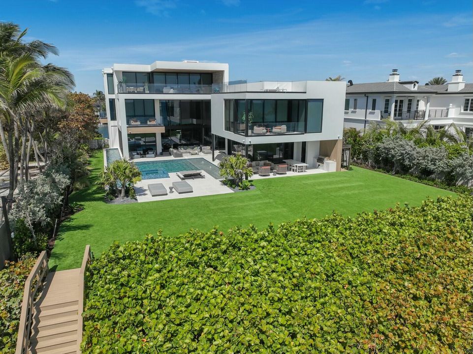 На продажу: $45,000,000 (6 спален, 6 ванн, 12912 Квадратных фут)