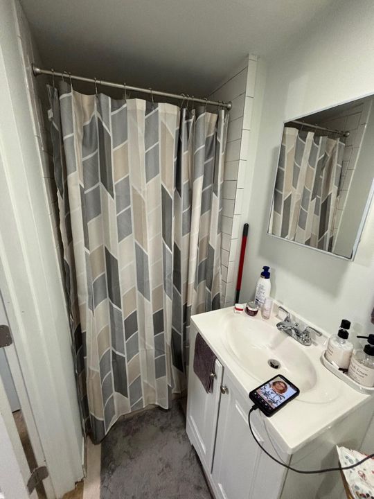 待售: $82,000 (3 贝兹, 3 浴室, 1200 平方英尺)