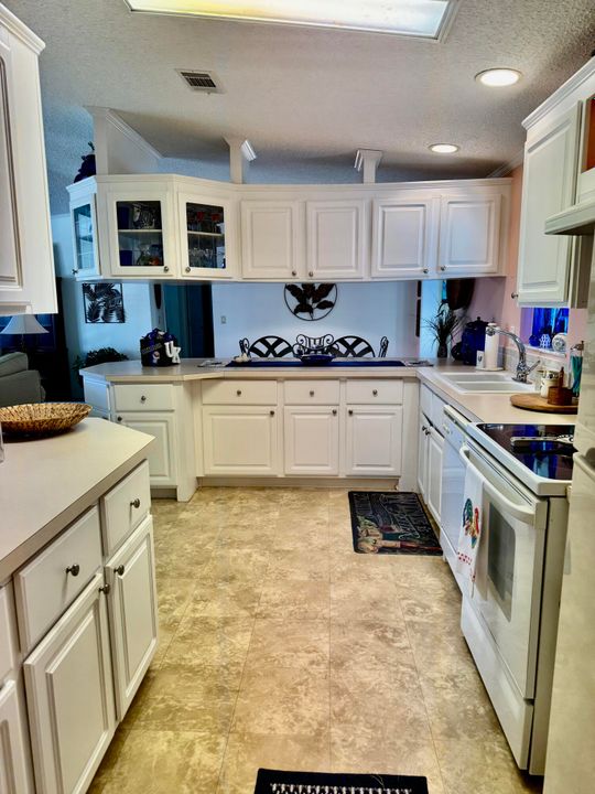 En Venta: $199,000 (3 camas, 2 baños, 1620 Pies cuadrados)