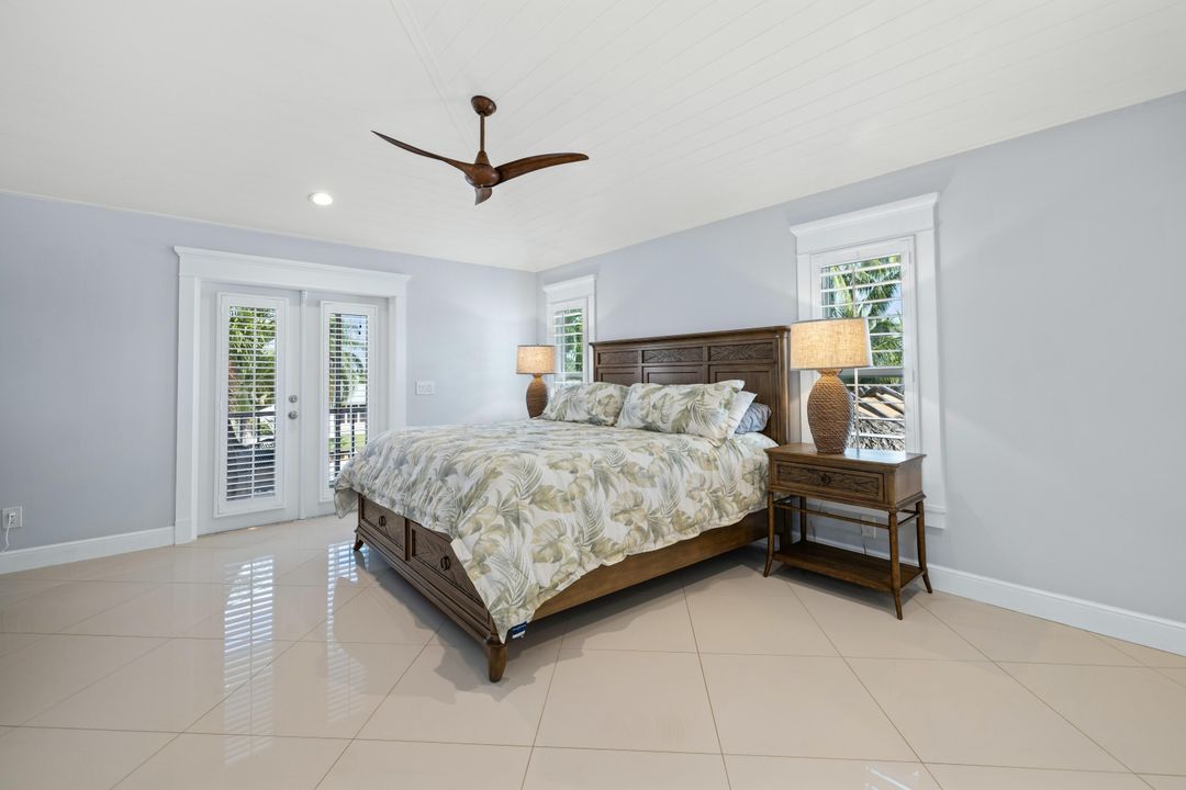 For Sale: $1,699,000 (3 beds, 2 baths, 2356 Square Feet)