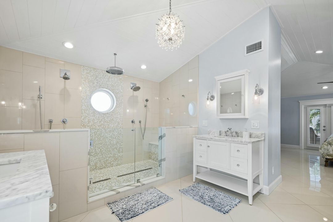 For Sale: $1,699,000 (3 beds, 2 baths, 2356 Square Feet)