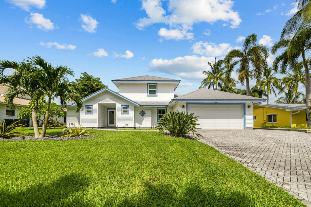 For Sale: $1,699,000 (3 beds, 2 baths, 2356 Square Feet)