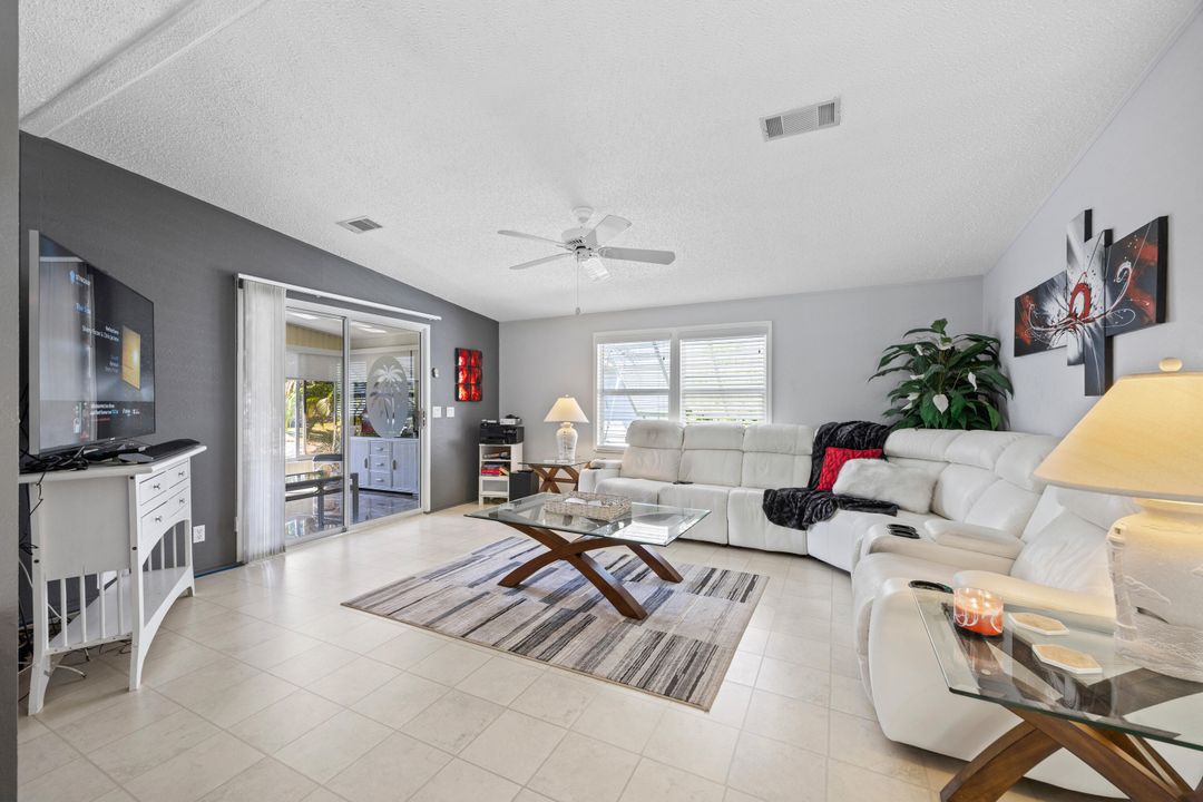 En Venta: $199,500 (2 camas, 2 baños, 1458 Pies cuadrados)