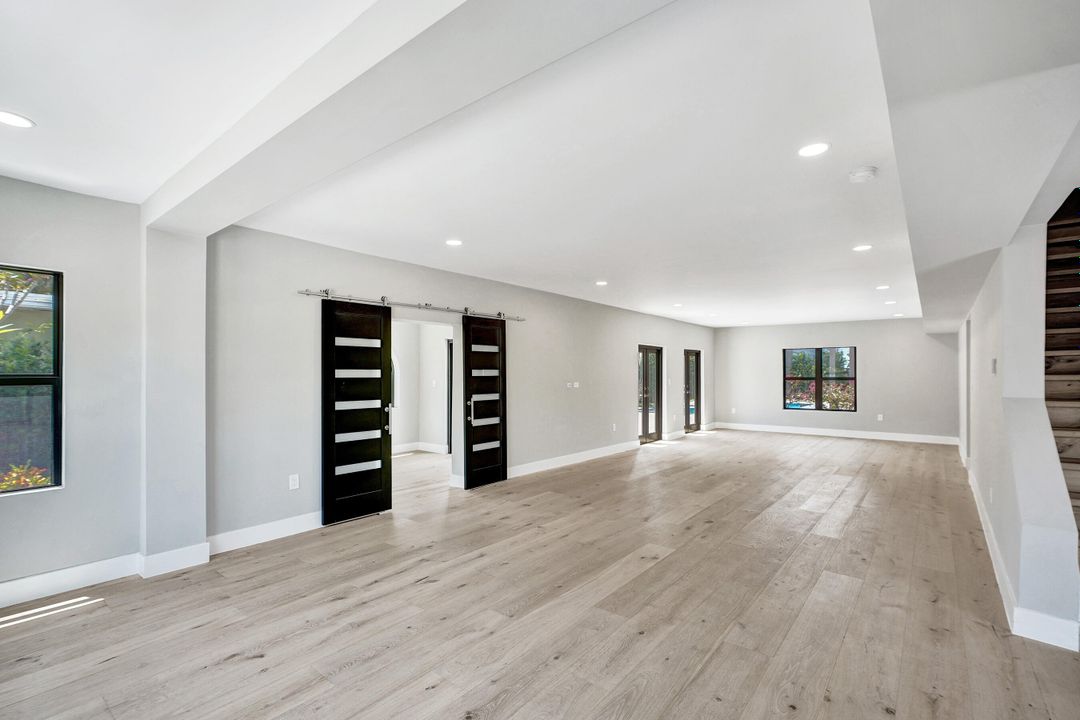 For Sale: $2,790,000 (3 beds, 2 baths, 2599 Square Feet)