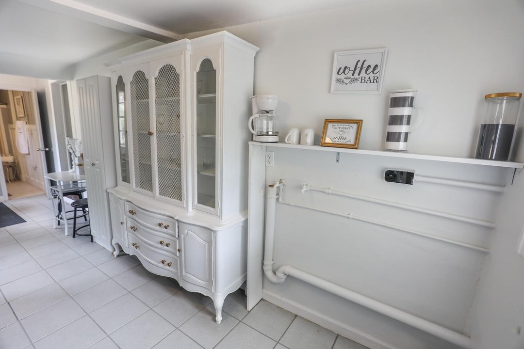 На продажу: $197,500 (4 спален, 1 ванн, 876 Квадратных фут)