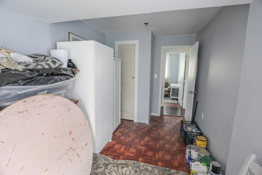 На продажу: $197,500 (4 спален, 1 ванн, 876 Квадратных фут)