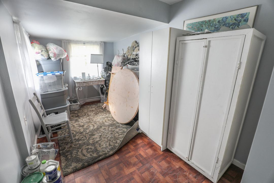 На продажу: $197,500 (4 спален, 1 ванн, 876 Квадратных фут)