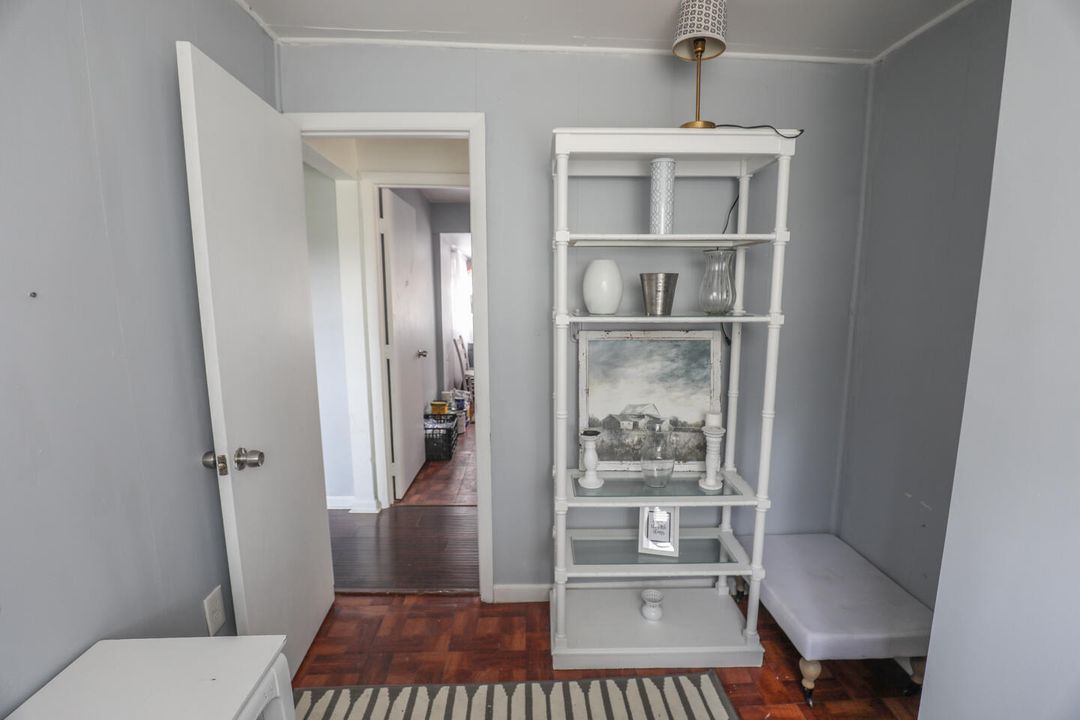 На продажу: $197,500 (4 спален, 1 ванн, 876 Квадратных фут)