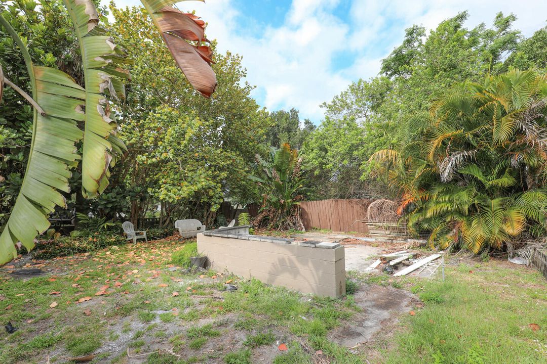 На продажу: $197,500 (4 спален, 1 ванн, 876 Квадратных фут)