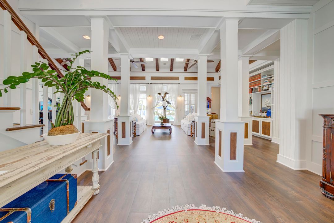 待售: $17,900,000 (5 贝兹, 7 浴室, 8837 平方英尺)