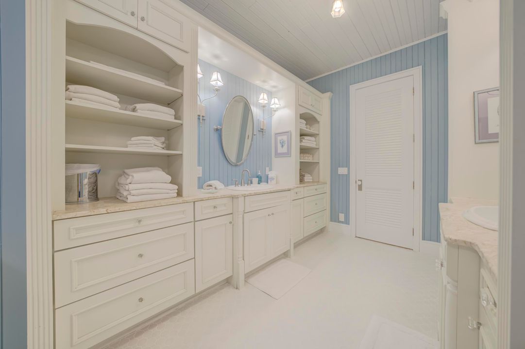 待售: $17,900,000 (5 贝兹, 7 浴室, 8837 平方英尺)