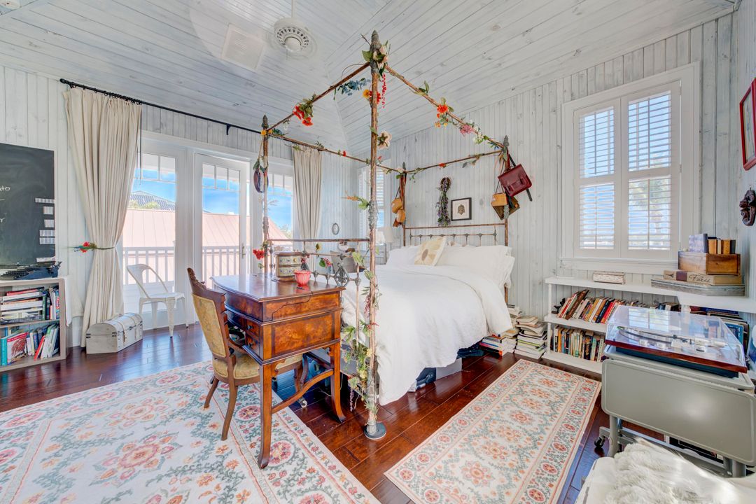 待售: $17,900,000 (5 贝兹, 7 浴室, 8837 平方英尺)