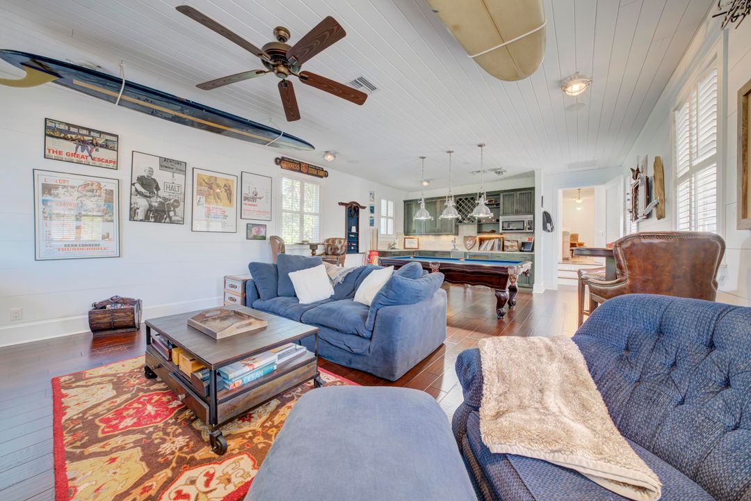 待售: $17,900,000 (5 贝兹, 7 浴室, 8837 平方英尺)