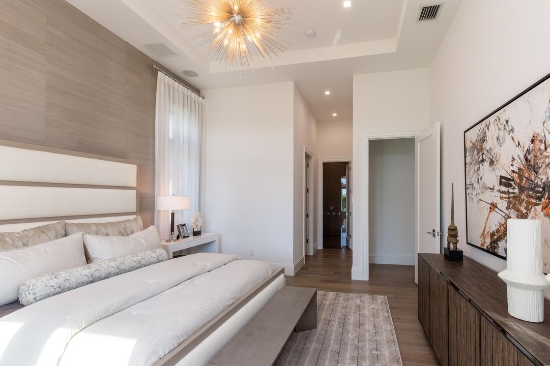 For Sale: $3,600,000 (4 beds, 4 baths, 3075 Square Feet)