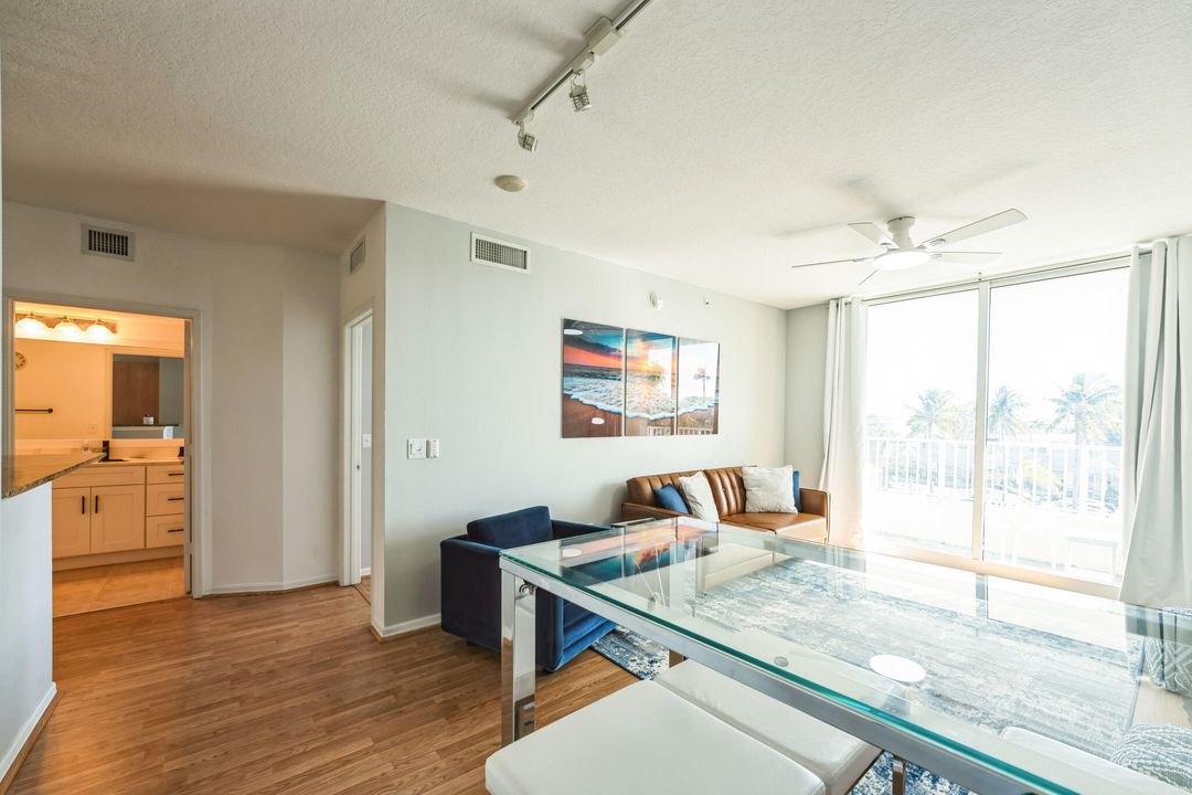 For Rent: $4,500 (1 beds, 1 baths, 691 Square Feet)