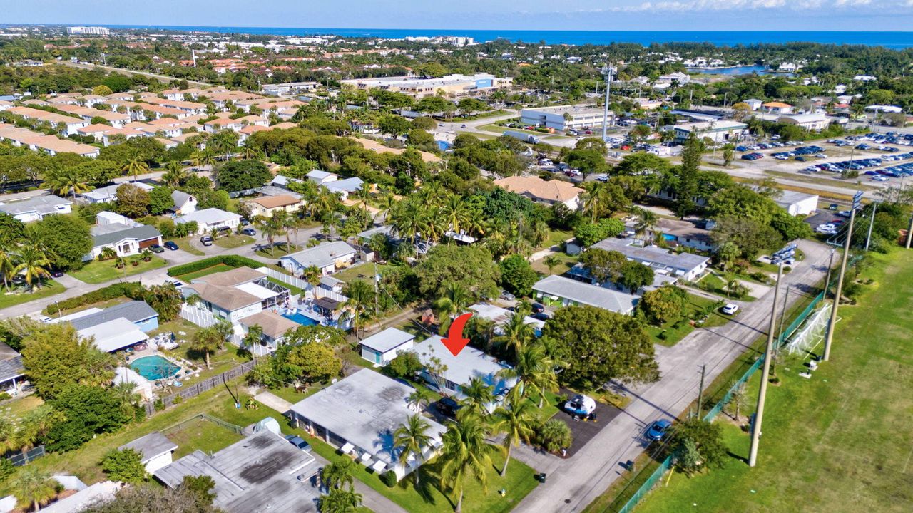 На продажу: $1,350,000 (0 спален, 0 ванн, 1831 Квадратных фут)