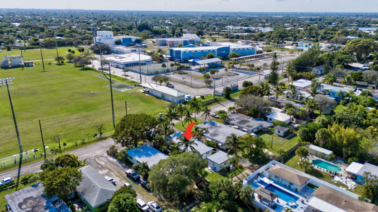 На продажу: $1,350,000 (0 спален, 0 ванн, 1831 Квадратных фут)