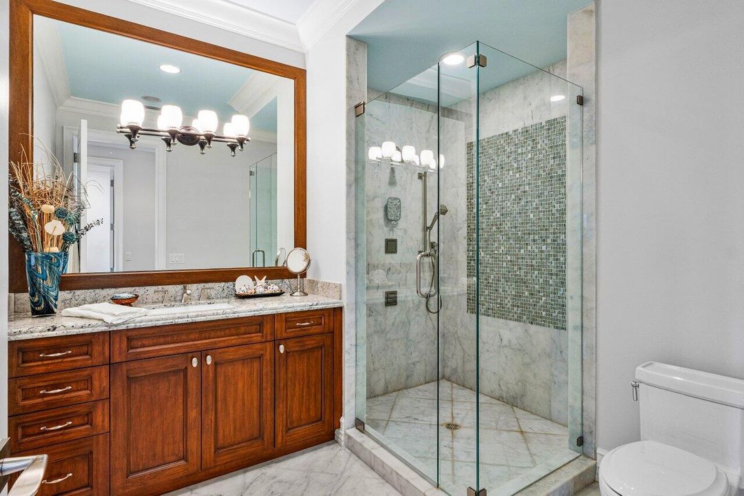 En Venta: $5,875,000 (5 camas, 6 baños, 6079 Pies cuadrados)