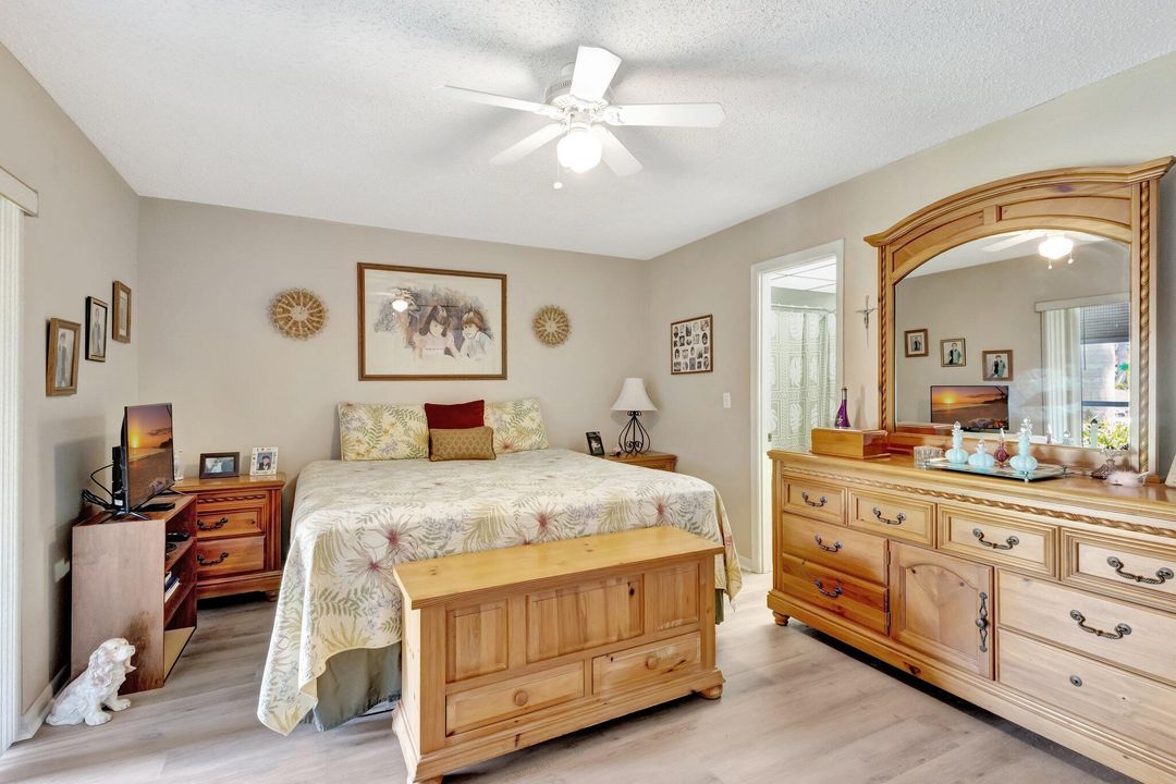 For Sale: $169,900 (1 beds, 1 baths, 685 Square Feet)