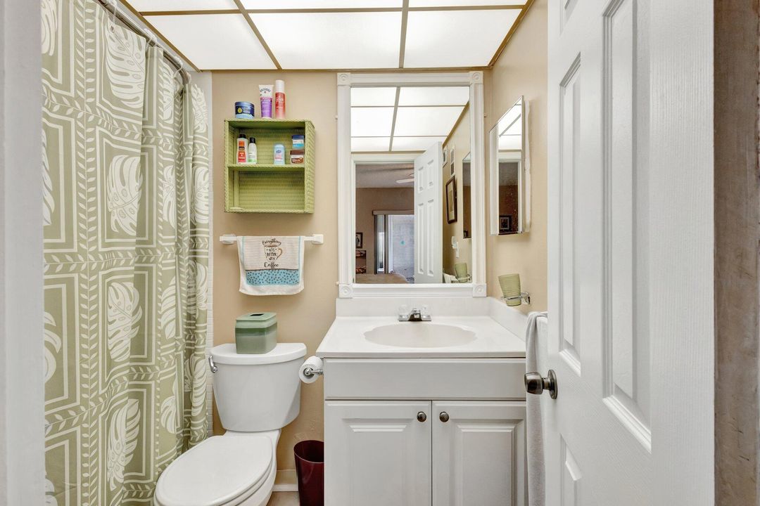 For Sale: $169,900 (1 beds, 1 baths, 685 Square Feet)