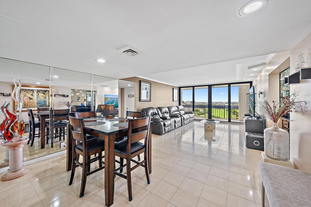 Active With Contract: $359,900 (3 beds, 2 baths, 1499 Square Feet)