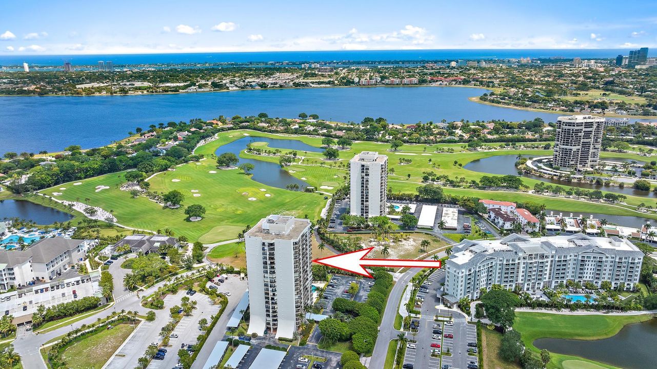 Active With Contract: $359,900 (3 beds, 2 baths, 1499 Square Feet)