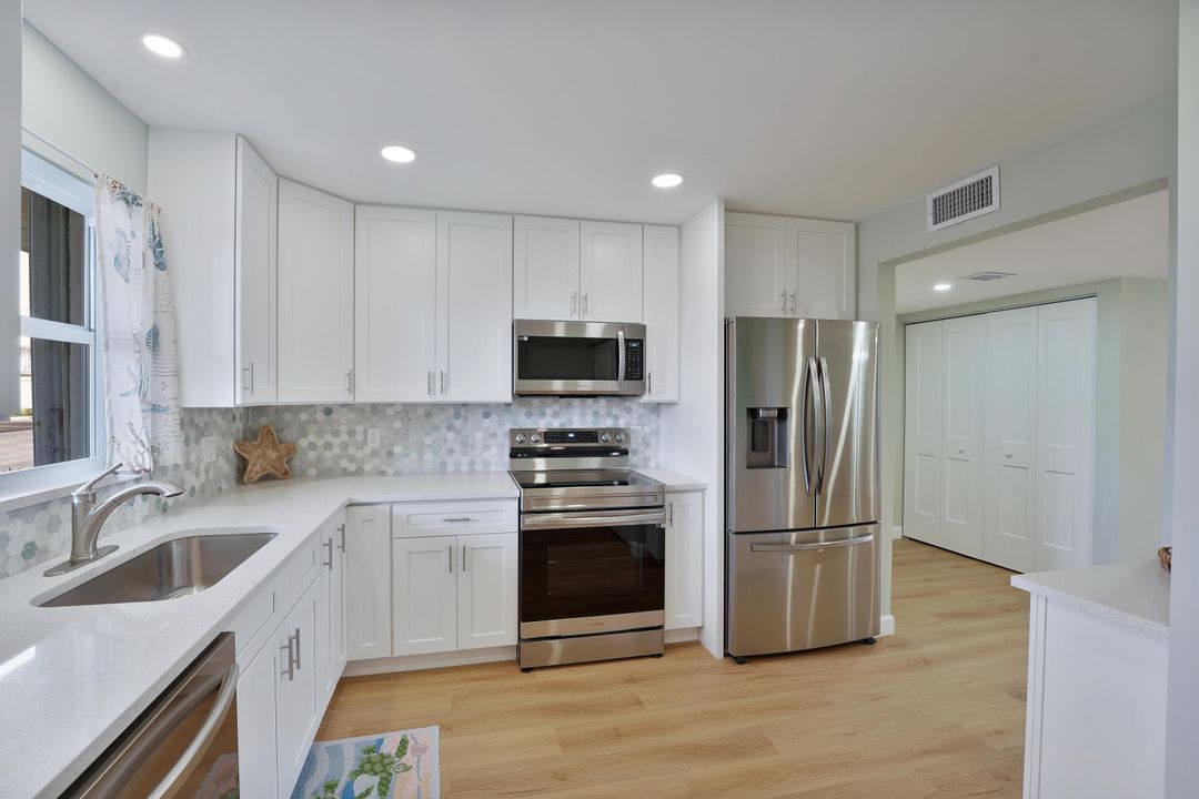 待售: $355,000 (2 贝兹, 2 浴室, 1440 平方英尺)