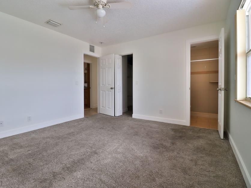 待售: $764,000 (0 贝兹, 0 浴室, 2115 平方英尺)