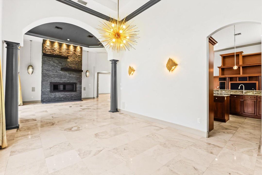 Active With Contract: $865,000 (5 beds, 5 baths, 4098 Square Feet)