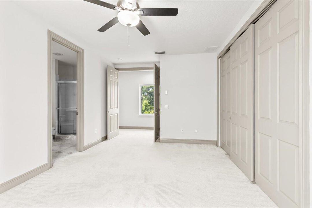 Active With Contract: $865,000 (5 beds, 5 baths, 4098 Square Feet)