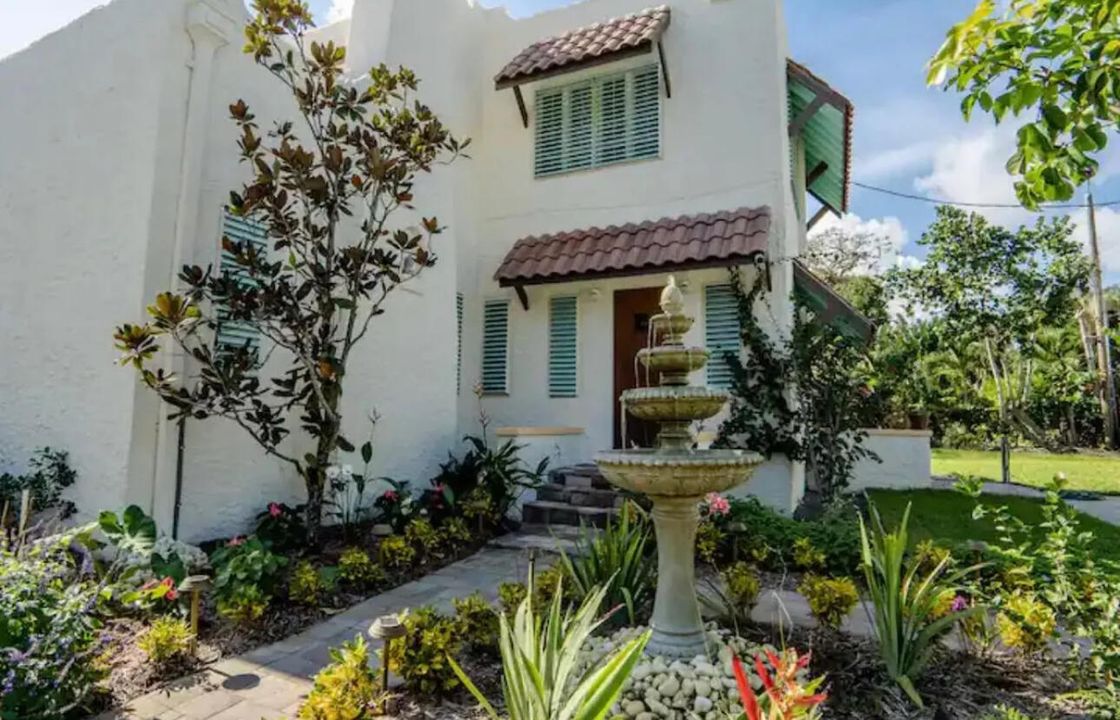 待售: $1,299,000 (4 贝兹, 2 浴室, 2330 平方英尺)