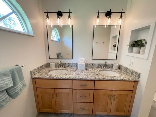 Active With Contract: $6,500 (2 beds, 2 baths, 1346 Square Feet)