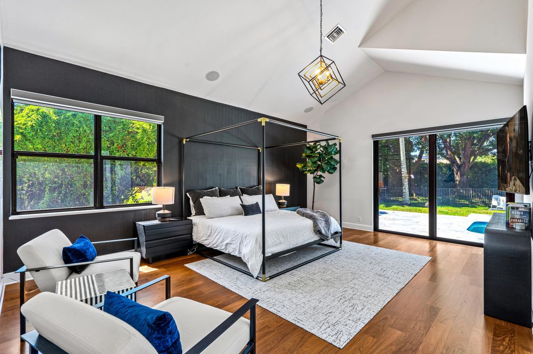 For Sale: $2,350,000 (4 beds, 3 baths, 3904 Square Feet)