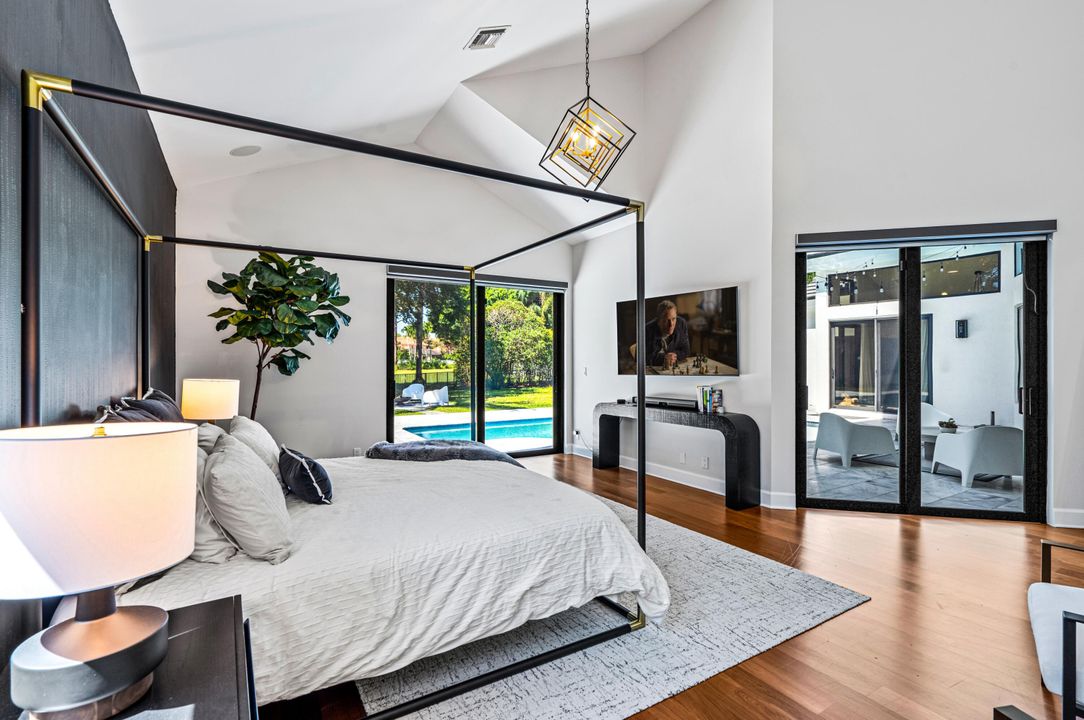 For Sale: $2,350,000 (4 beds, 3 baths, 3904 Square Feet)