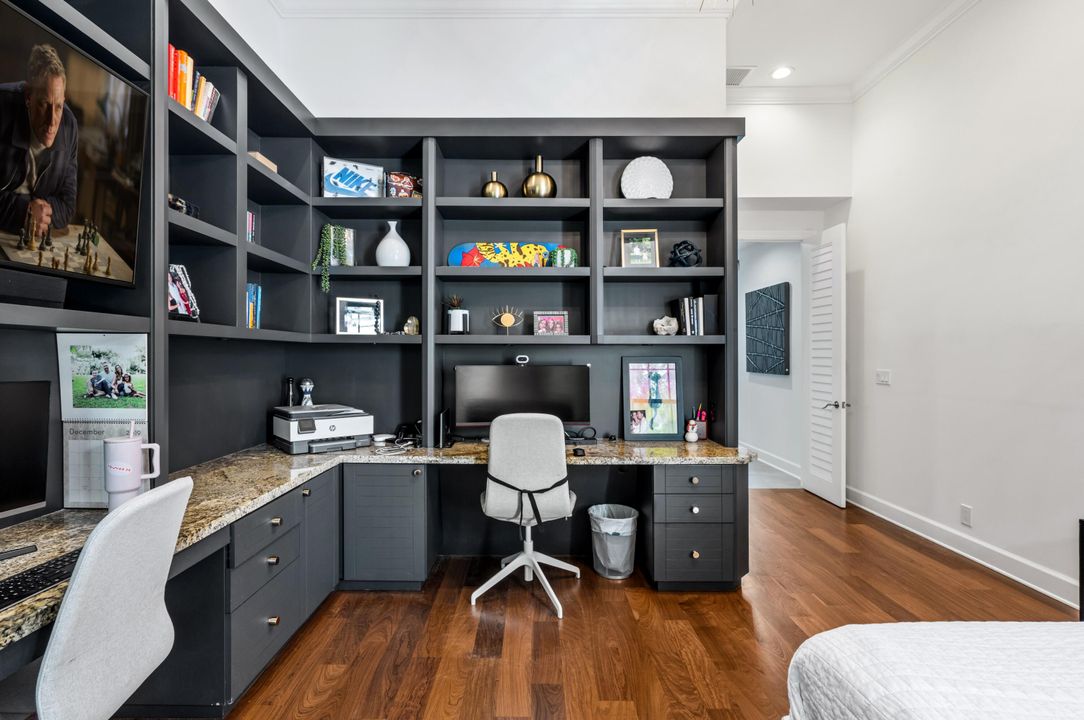 For Sale: $2,350,000 (4 beds, 3 baths, 3904 Square Feet)